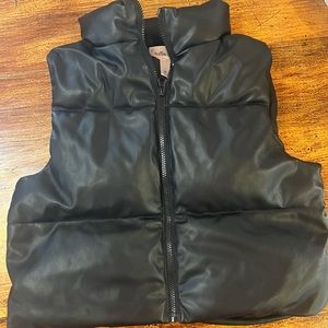 Great condition, never wore it except the day I bought it